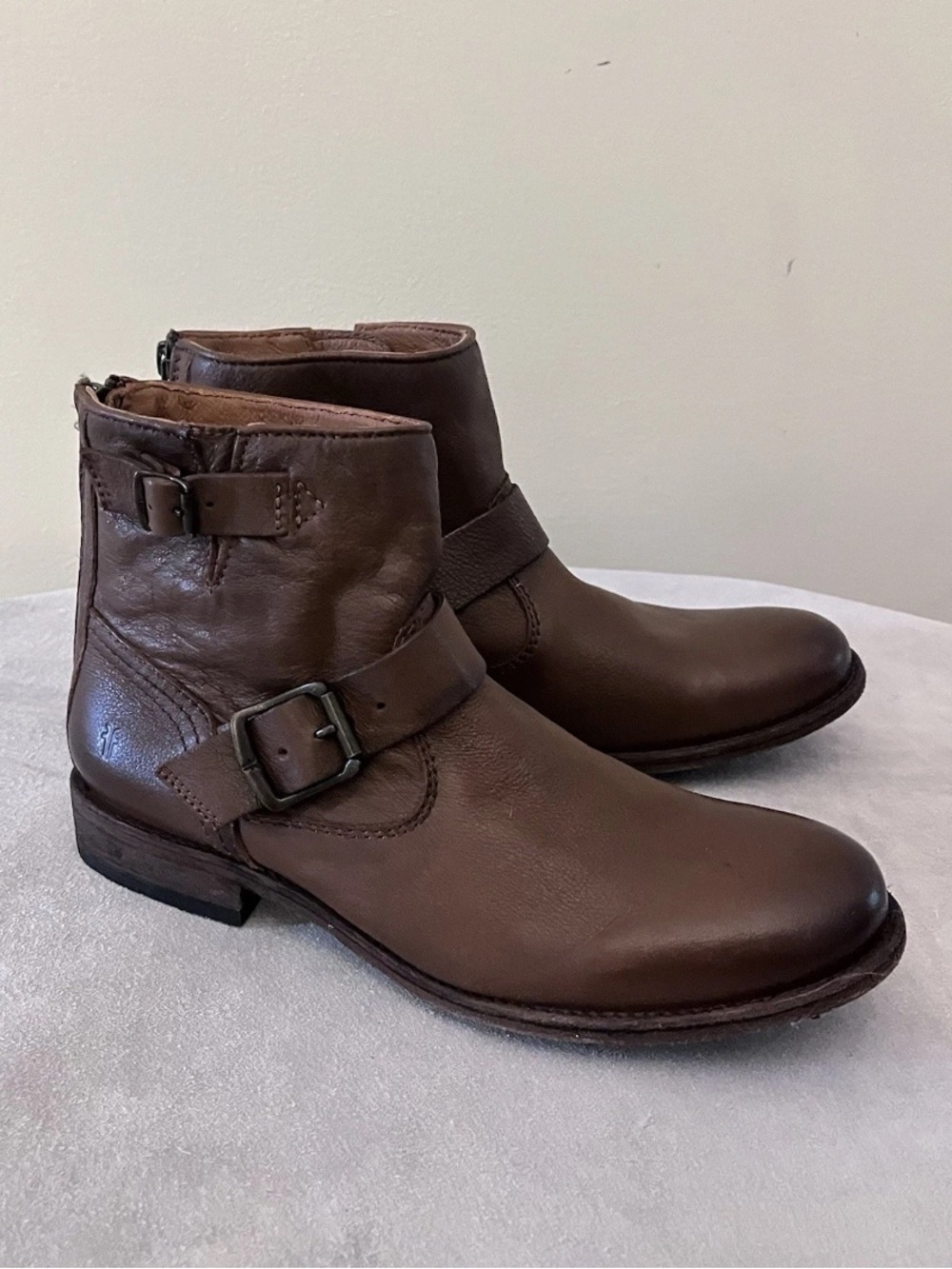 FRYE Tyler Engineer Boots Back Zip Dark Brown Leather 3472366 Size 8.5B